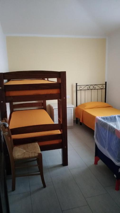 Casadelfaro Primo Piano 600Mt Dalla Spiaggia أولبيا المظهر الخارجي الصورة